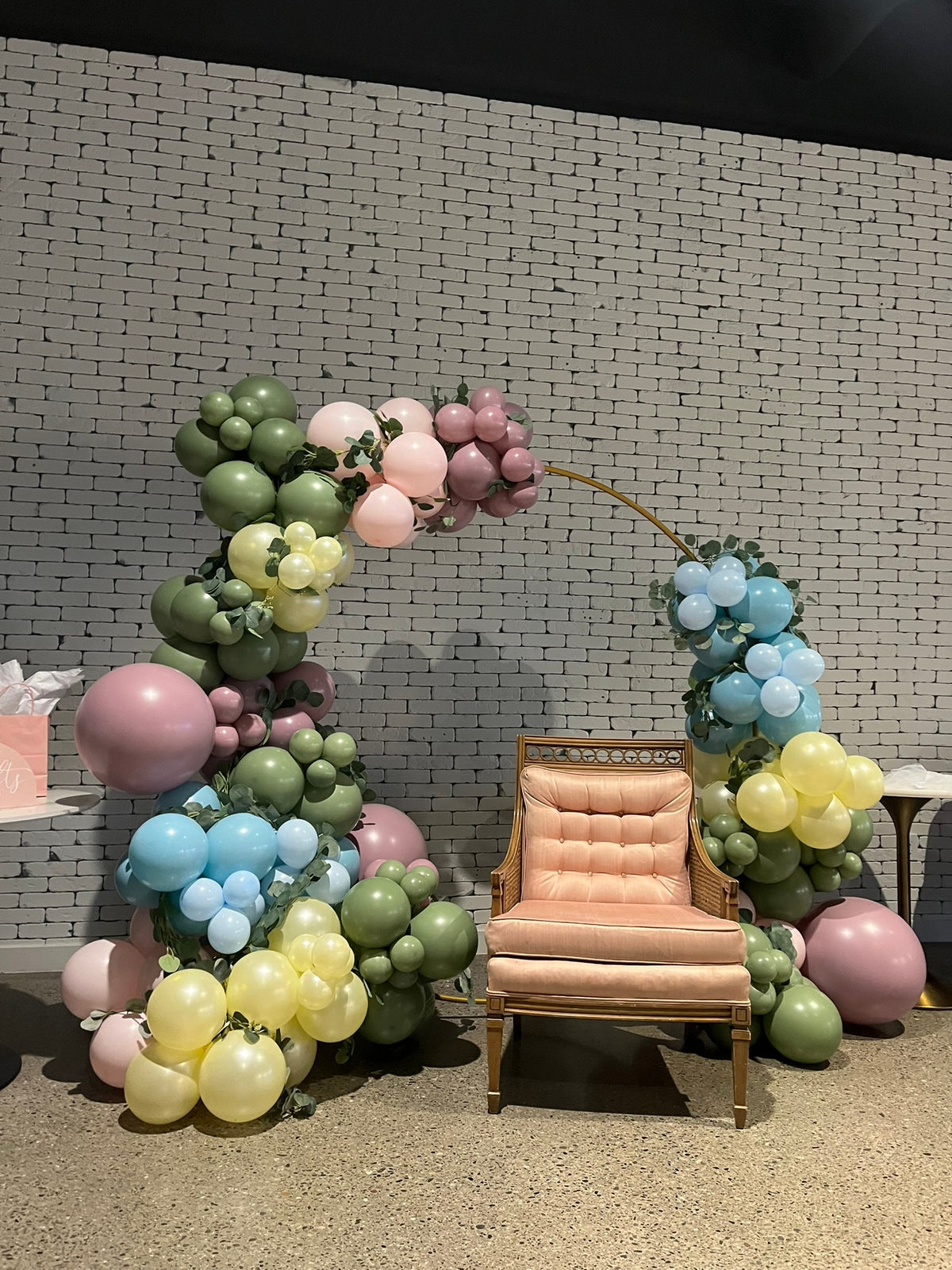 Balloon Hoop